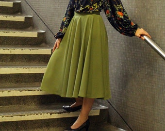 Size XS Swing Skirt--23 Waist--Tulle Slip--Polished Cotton Swirl Design--Rockabilly--Grease--Jitterbug