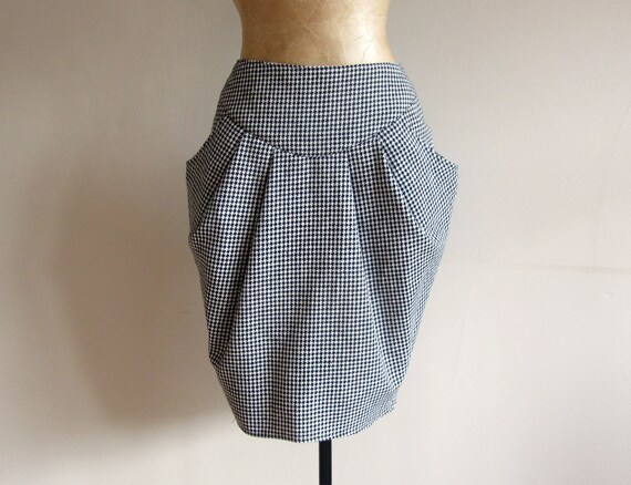 Tulip shaped skirt Clearance