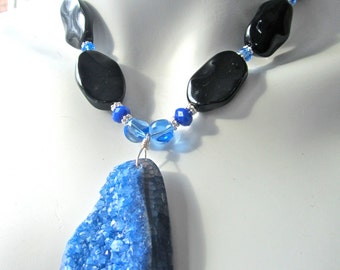 Chunky Statement Necklace, Druzy Necklace, Huge Blue Agate Druzy Pendant, Black Onyx, Chunky Necklace, Black and Blue, Boho Style   436