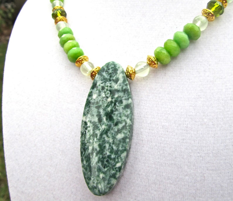 Green Stone Necklace, Green Garnet, Peridot Gemstone, Big Jade Pendant, Tree Jade, Natural Stone, Semi Precious, Gift for Her 364 image 3