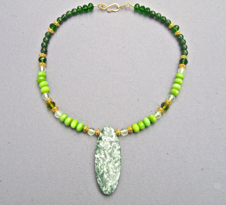 Green Stone Necklace, Green Garnet, Peridot Gemstone, Big Jade Pendant, Tree Jade, Natural Stone, Semi Precious, Gift for Her 364 image 4