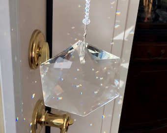 Atrapasueños de cristal gigante, enorme hexágono de cristal, prisma de cristal transparente, decoración de ventana, adorno de cristal grande, Prairie Ice 1795S