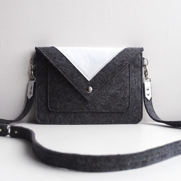 CHRISTMAS SALE Small Grey White Wool Felt Genuine Leather Crossbody Bag