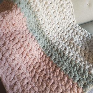 Handmade Chunky Knit Chenille Blanket: Custom Color Throw