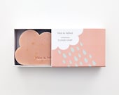 Savon nuage fait main Siren - géranium rosat, ylang-ylang, litsea, orange, patchouli