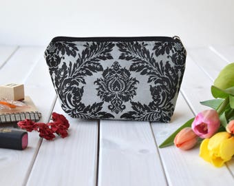 Cosmetic case, Toiletry bag, trousse de toilette, Organizational, Lipstick Bag, Damask women Make Up Case, Cosmetic pouch, Cosmetic bag