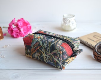 Makeup box, boxy zipper pouch, Boxy pouch, box pouch, Make Up Pouch, boxy project bag, boxy cosmetic bag, box, Charger bag, box pouch bag