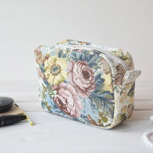Make-up-Organizer mit Reißverschluss, Beuteltasche für Frauen, Große Kosmetiktasche, Blumensträuße, Organizer Geschenk für sie, Kulturbeutel, Reisetasche,