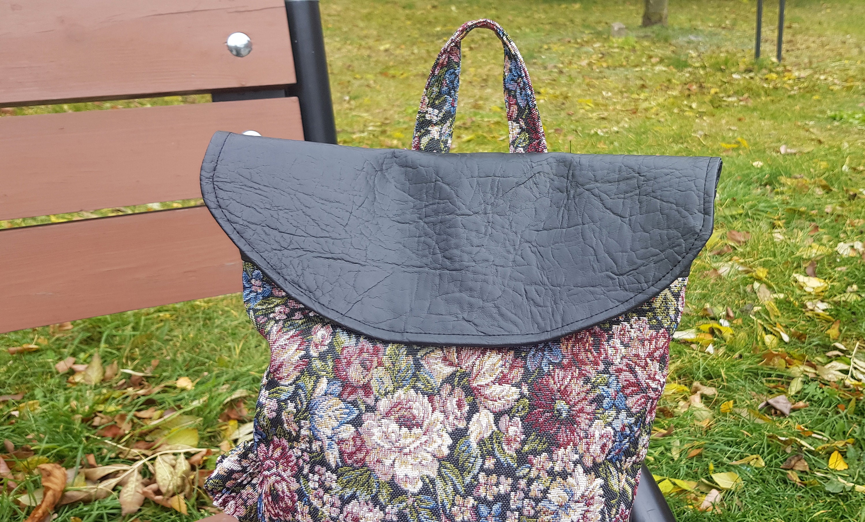 Women\'s Retro Floral Tapestry Backpack with Leather Accents Boho Great Condition Tapestry Backpack - Etsy main image 2