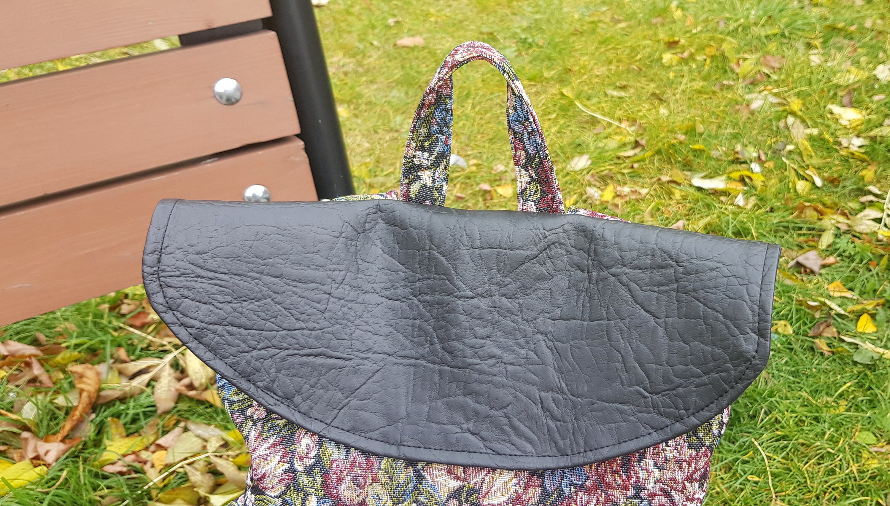 Women\'s Retro Floral Tapestry Backpack with Leather Accents Boho Great Condition Tapestry Backpack - Etsy main image 4