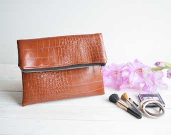 Bridesmaids clutch, wedding evening bag, faux leather, Brown fold over clutch, zipped clutch, foldover clutch, fold over purse, zipper purse