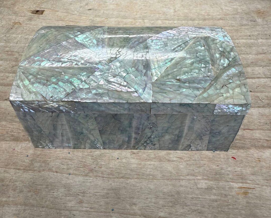 The 1970S Hollywood Regency Abalone Box 6