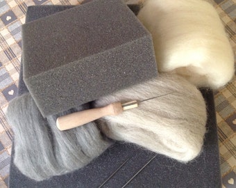 Basic Needle-felting kit, needles; Wooden handle; High density foam pad; wool fibre.