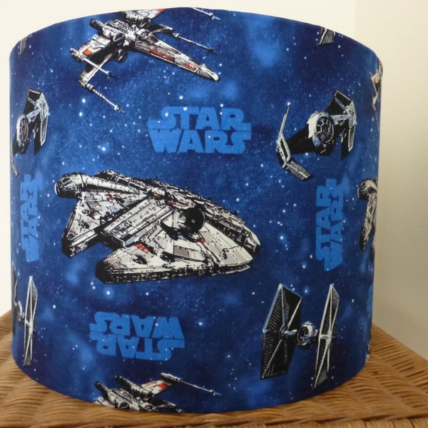 Abat-jour tambour en tissu bleu foncé Star Wars Millennium Falcon/X Wing Fighter - 20 cm et 30 cm de diamètre