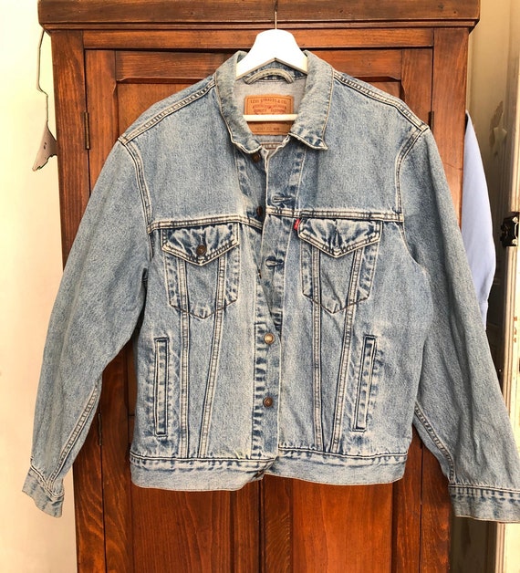 levi's stonewash denim jacket