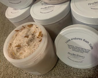 El amor perdura Sales de baño