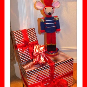 Christmas Mouse Nutcracker & Doll Pattern© image 4