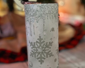Snow flake, snowflake tumbler, Christmas tumbler, 20oz skinny tumbler, glitter tumbler, glitter snowflake
