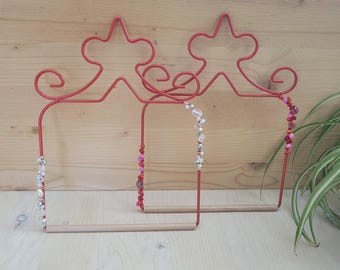 Red Hummingbird Swing, Small Bird Swing, Hummingbird Perch, Swing, Perch, Tree Swing, Beaded Garden Decor Hummingbird Accessory, Red & White