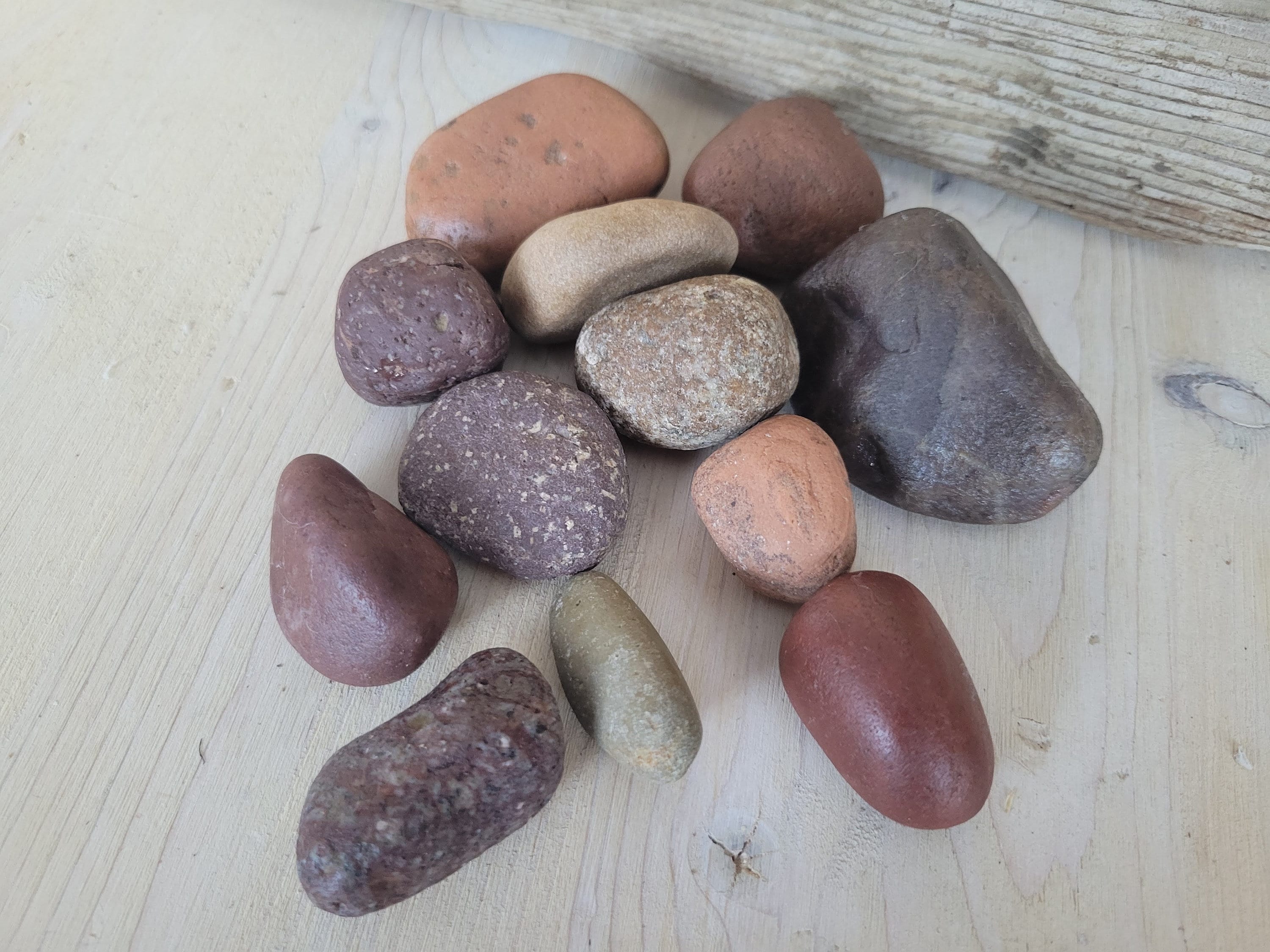 Califonia Color Rocks Speckled River Rocks, Red River Rock, Colored Rocks, Speckled Stone ...