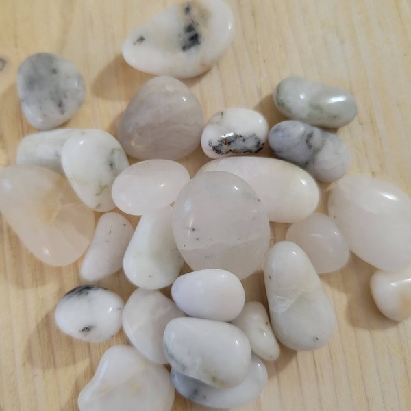 Quartz Pebbles (10 count), Beach Quartz, Polished Quartz, Polished Milky Quartz, Polished Pebbles, White Quartz, Terrarium Rocks, Milky