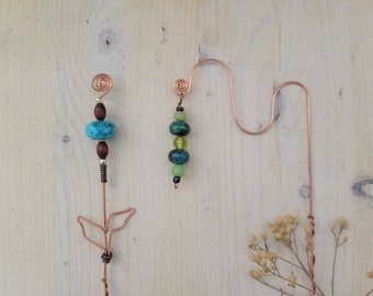 Plantenspel met kralen, plantendecor, plantenspel kristal, edelsteen plantenspel, koperen plantenspel, kristal plantenspel, elektrocultuur koperen plantenstaak