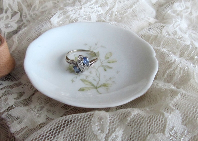 Trinket Vintage Yellow Trumpet Flowers Ring Dish Wedding Styling Details Wedding Prop Vintage Porcelain Antique Jewelry Tray