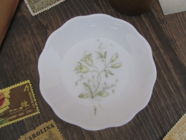 Trinket Vintage Yellow Trumpet Flowers Ring Dish Wedding Styling Details Wedding Prop Vintage Porcelain Antique Jewelry Tray