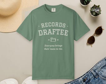 Records Draftee Vintage Varsity T-Shirt: Everyone Brings Their Mess to Me, Funny Office Gift