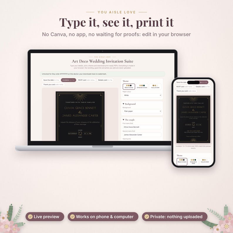 K&ouml;nnte beinhalten: Ein Laptop und ein Smartphone zeigen einen Editor f&uuml;r eine Art-D&eacute;co-Hochzeitseinladungssuite. Der Bildschirm zeigt Textfelder f&uuml;r Namen und Veranstaltungsdetails mit einem schwarz-goldenen Design. Die Benutzeroberfl&auml;che enth&auml;lt Optionen f&uuml;r Themen, Papierfarbe und Hintergrundeinstellungen.