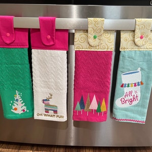 Christmas Decor - Christmas Kitchen Towel - Christmas Towel - Holiday Towel - Kitchen Christmas Towel - Snap Towel