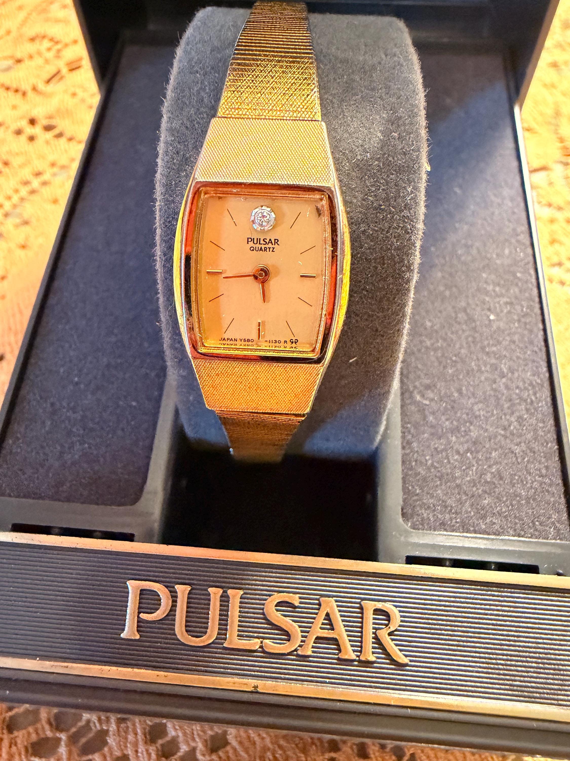 Pulsar p3 led watch - Etsy 日本
