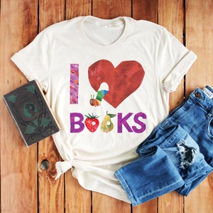 I Love Books A Very Hungry Caterpillar Teacher Read Reading Love Retro Vintage Nostalgia Short-Sleeve Unisex T-Shirt