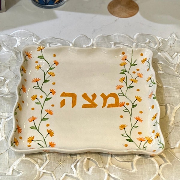 Matzah plate, Passover Matzah plate, spring flowers Matso plate, Seder table plate, Jewish wedding gift, Judaica pottery, heirloom Judaica