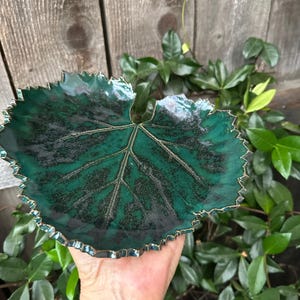 Handmade Stoneware Grape Leaf Dish: Green Pottery Bowl