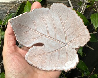 Piatto Foglia Fico In Gres - 17,5x22,5cm, Collezione Sfogliami Per Tavola E Decorazione - Foto 6