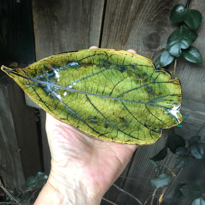 Avocado Leaf Dish Pottery Ceramic Handmade Green Leaf Soap Etsy