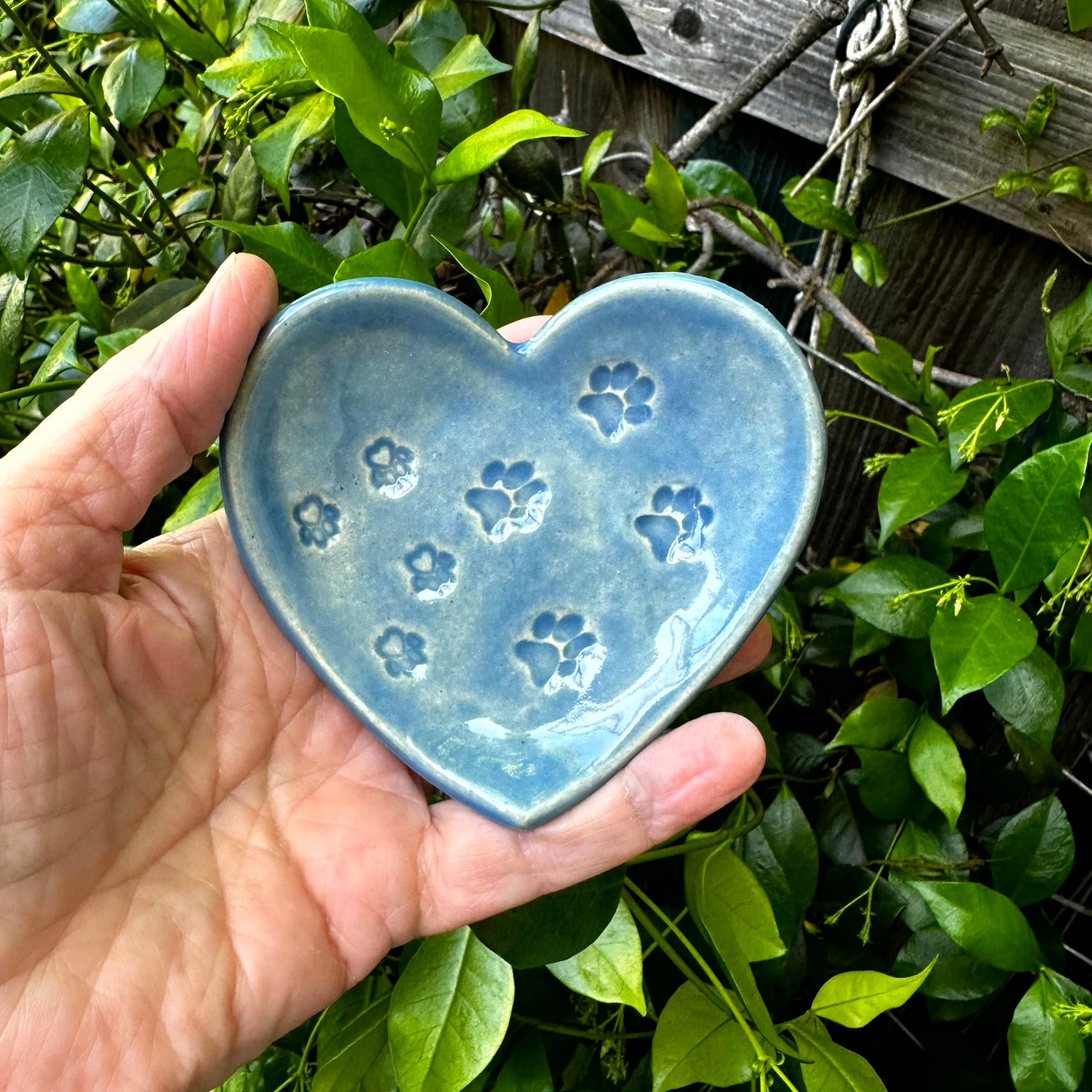 ❣️本日気まぐれセール【新品】陶器製飾り皿  壁掛け 立体的  レース細工  陶器 KerenOrHandmade - Etsy 日本
