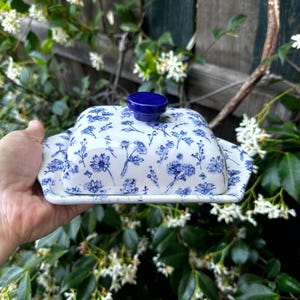 Ceramic Butter Dish with Lid: Floral European Style
