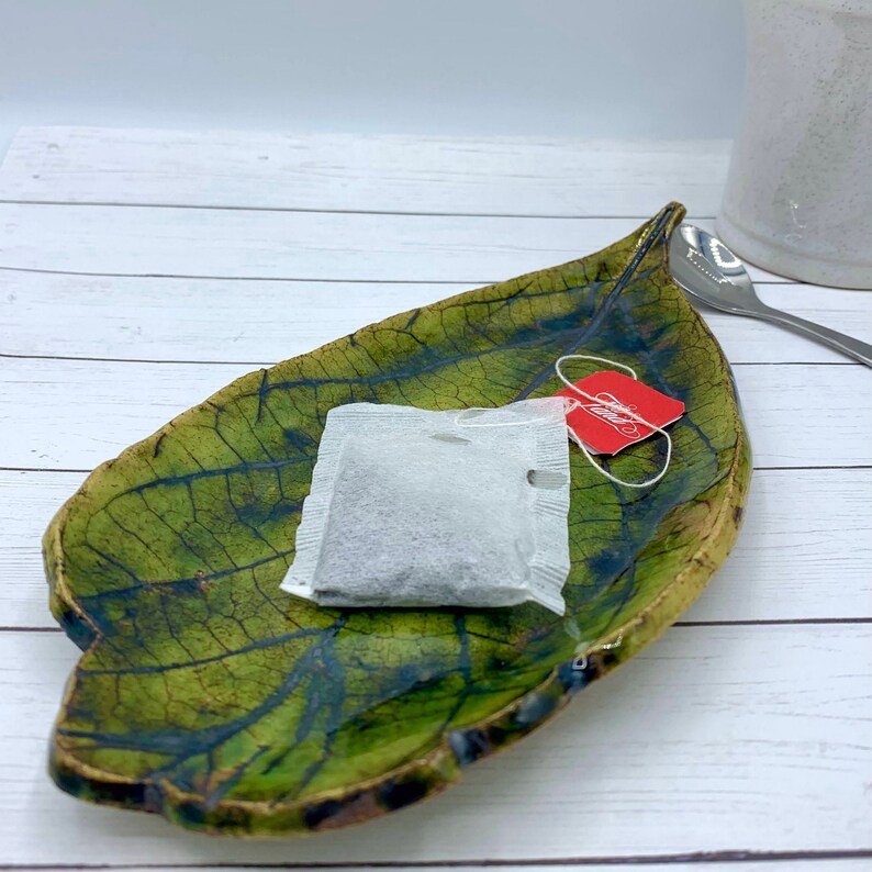 Avocado Leaf Dish Pottery Ceramic Handmade Green Leaf Soap Etsy