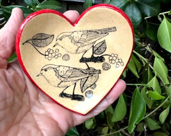 heart dish, heart-shaped ceramic bowl, birds on branch with leaves, berries, bird lovers dish, home pottery gift, small jewelry heart dish