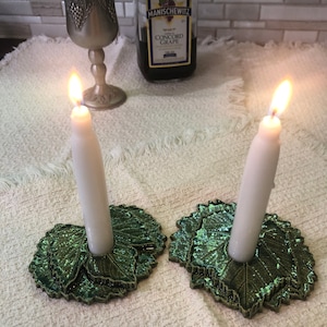 Ceramic Grape Leaf Candlestick Holders: Jewish Shabbat Decor