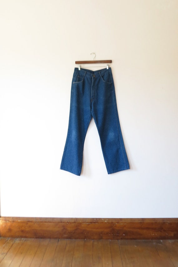 28w// vintage 70s high waisted jeans// live ins vi