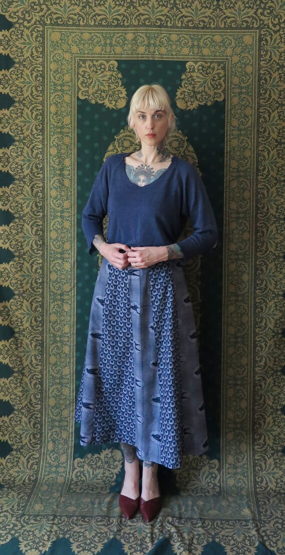 1970s VTG Skirt- Blue Bird and Shapes Print Midi A