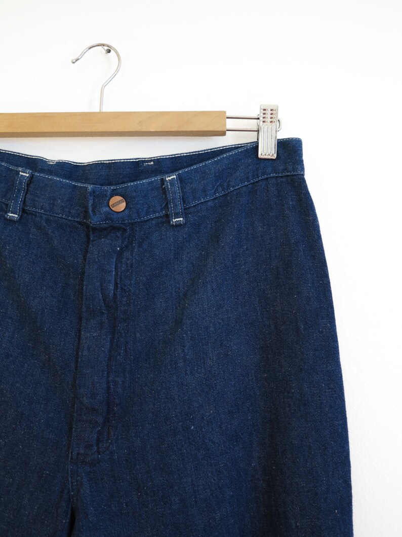 31w 70s vintage high waisted jeans 70s vintage jeans embroidered jeans womens vintage 31 waist