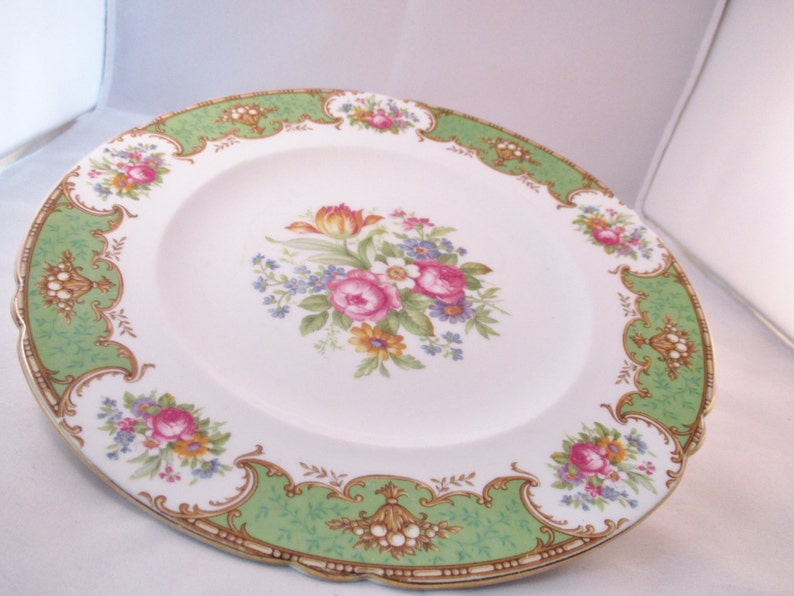 Father/'s Day Gift,Housewarming Gift Gold Trim FREE SHIPPING US English Fine Bone China Salad Plate Mother/'s Day Gift Floral Transfer