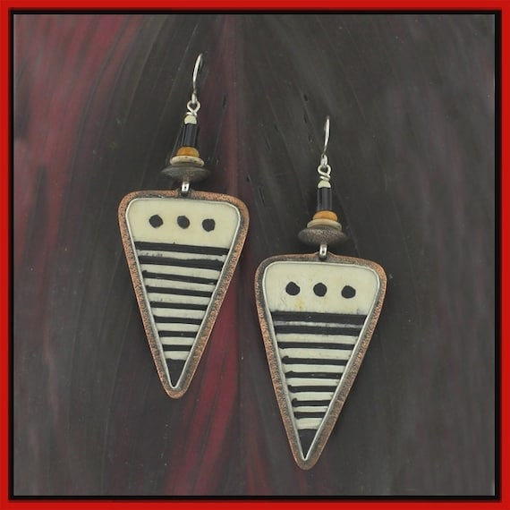 Triangle Earrings Tribal Pattern on Bone Earrings Geometric Earrings Beaded Earrings Bone Jewelry Ethnic Jewelry Ethnic Earrings Tribal Art