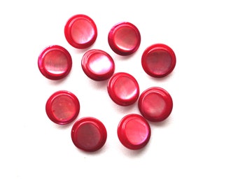 Lot de 10 beaux boutons anciens épais en nacre rose de 22mm de diamètre.