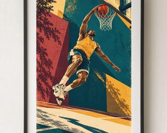 Può includere: Una stampa artistica incorniciata raffigurante un giocatore di basket con maglia gialla e pantaloncini blu che esegue una schiacciata a canestro. Lo sfondo presenta forme geometriche in rosso, giallo e verde acqua con ombre di alberi.