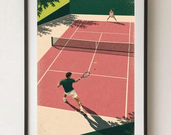 Può includere: Una stampa d'arte incorniciata che raffigura una partita di tennis su un campo in terra rossa. Un giocatore con maglietta verde e pantaloncini bianchi colpisce una pallina gialla verso un avversario in bianco. Include rete, linee e ombre.